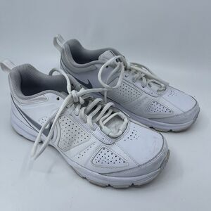 Nike Womens 610232-101 White Casual Shoes  Size 7.5